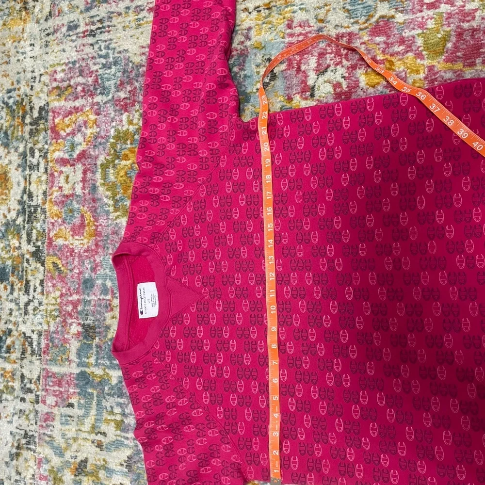 Champion Women’s Vibrant Pink Crewneck Sweatshirt - Picture 5 of 12